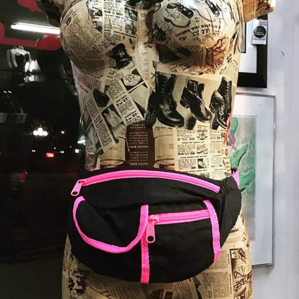 Vintage 1980's Black & Pink Fanny Pack